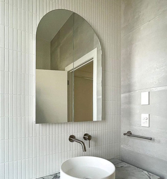 Little Luna Mirror | Recessed | 600 wide