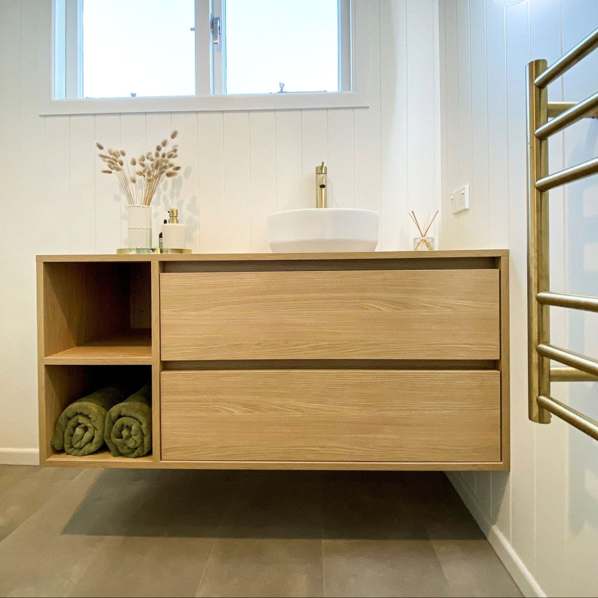 Wall hung floating vanity in an Oak look, with open shelves, 900 wide, double drawers